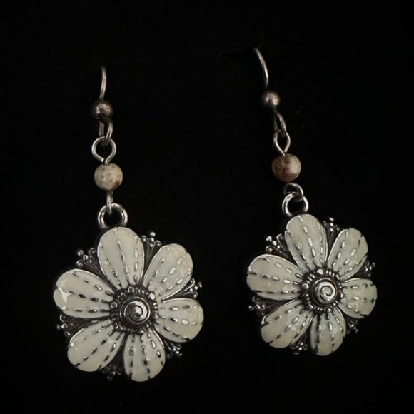 Earwire Painted Enamel White Flower Earrings - Picture 2 of 3